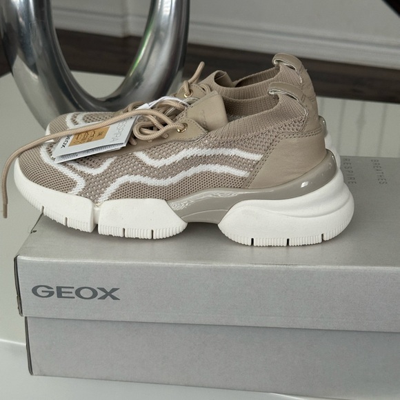 Geox Tan and White Chunky Sneakers with Breathable Design - Picture 2 of 6